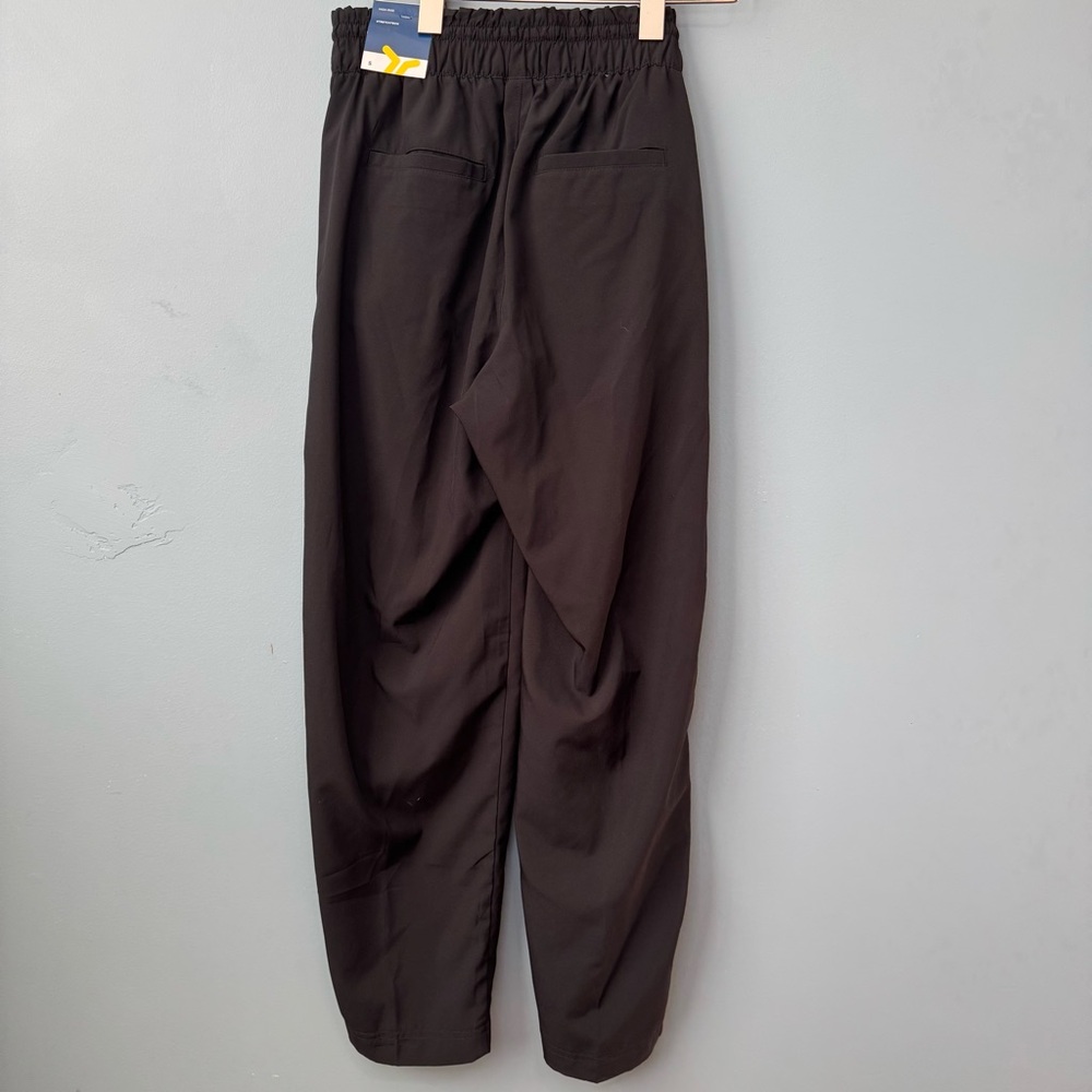 Old Navy Black High Rise StretchTech Quick Dry Cropped Femme Pants. NWT. Small - Picture 8 of 15